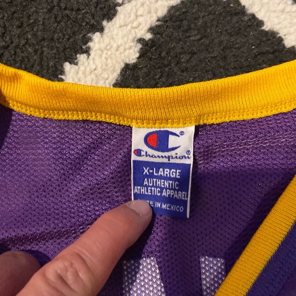 Vintage Champion Kobe Bryant Los Ángeles Lakers Jersey - Picture 4 of 6